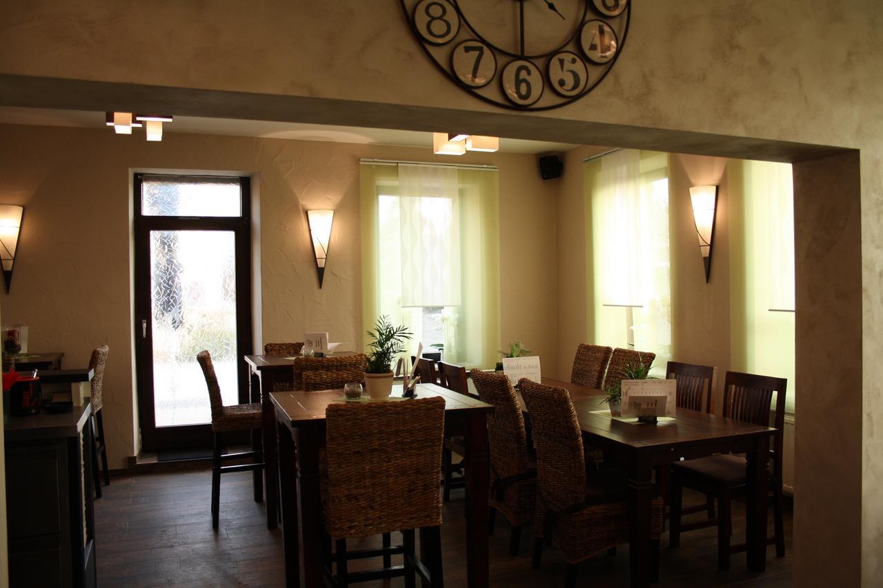 Hotel - Bistro - 3-Eck Merchweiler Esterno foto